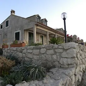 Le Serre Villalba (Sicily)
